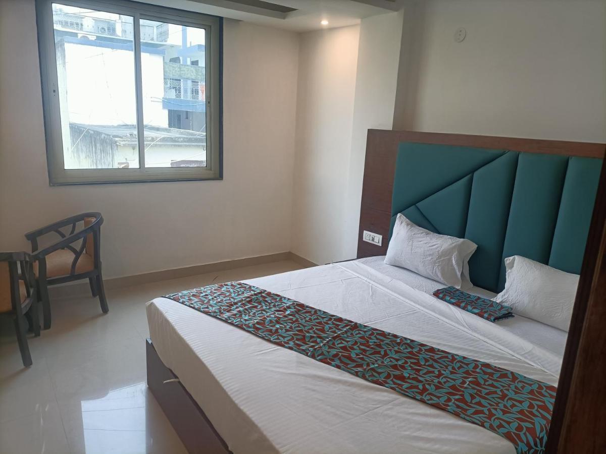 Hotel Tark Inn Near Igi Airport New Delhi Exterior photo