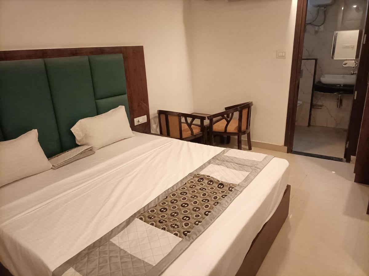 Hotel Tark Inn Near Igi Airport New Delhi Exterior photo